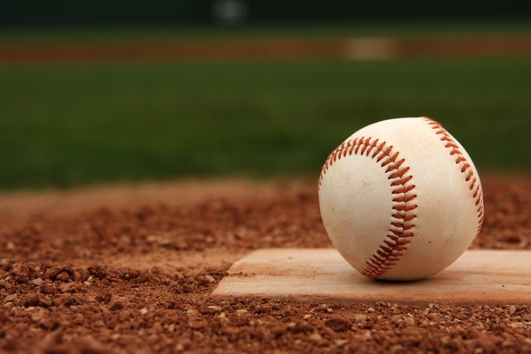 Best Youth Baseball Gloves Under $200 (2025 Buyer’s Guide & Tier List for Parents)